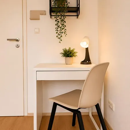 Rum i privatbostad Co-living In Shared A & B Offenbach am Main