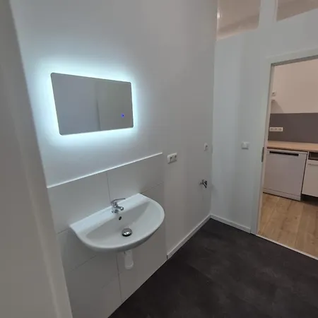 Co-living In Shared A & B *