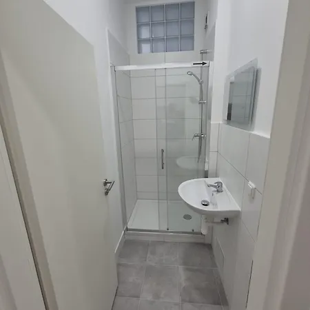 Co-living In Shared A & B Offenbach am Main